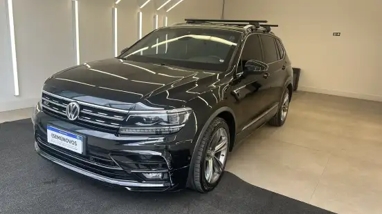 VOLKSWAGEN-TIGUAN-2019