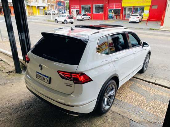 VOLKSWAGEN-TIGUAN-2018