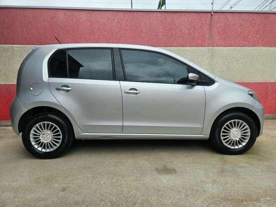 VOLKSWAGEN-UP-2017