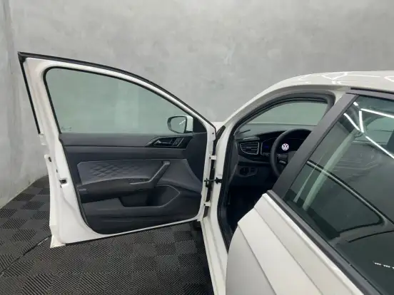 VOLKSWAGEN-VIRTUS-2024