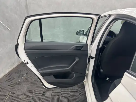 VOLKSWAGEN-VIRTUS-2024