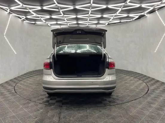 VOLKSWAGEN-VIRTUS-2020