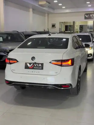 VOLKSWAGEN-VIRTUS-2023