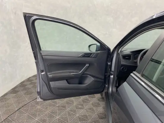 VOLKSWAGEN-VIRTUS-2021