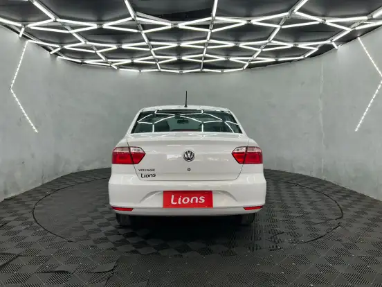 VOLKSWAGEN-VOYAGE-2023
