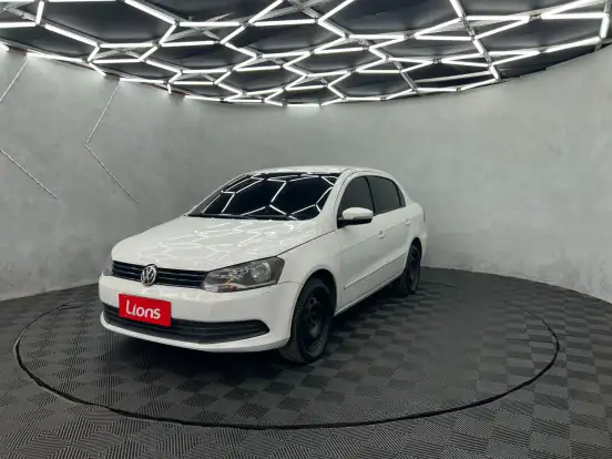 VOLKSWAGEN-VOYAGE-2013