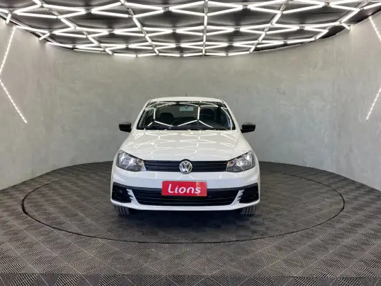 VOLKSWAGEN-VOYAGE-2018
