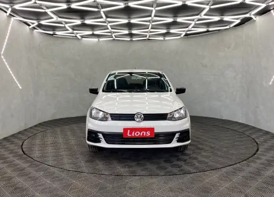 VOLKSWAGEN-VOYAGE-2018