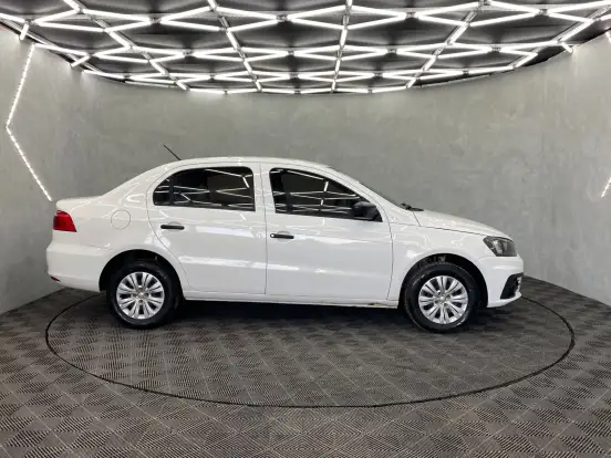 VOLKSWAGEN-VOYAGE-1.6 MSI TOTALFLEX TRENDLINE 4P MANUAL VOLKSWAGEN-VOYAGE-2018