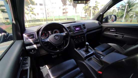 VOLKSWAGEN-AMAROK-2022