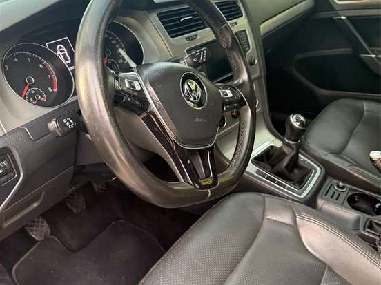 VOLKSWAGEN-GOLF-1.0 TSI COMFORTLINE 12V TOTAL FLEX 4P MANUAL VOLKSWAGEN-GOLF-2017