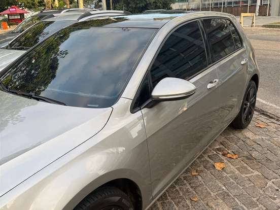VOLKSWAGEN-GOLF-1.0 TSI COMFORTLINE 12V TOTAL FLEX 4P MANUAL VOLKSWAGEN-GOLF-2017
