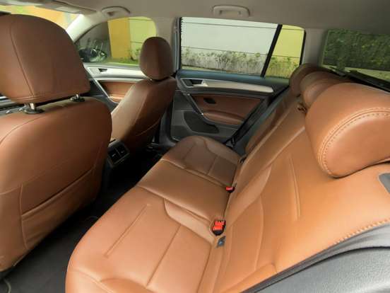 VOLKSWAGEN-GOLF-1.4 TSI VARIANT COMFORTLINE 16V GASOLINA 4P AUTOMÁTICO VOLKSWAGEN-GOLF-2015
