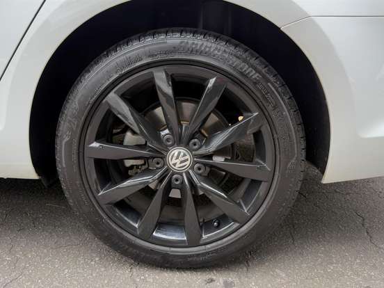 VOLKSWAGEN-GOLF-1.4 TSI VARIANT COMFORTLINE 16V GASOLINA 4P AUTOMÁTICO VOLKSWAGEN-GOLF-2015