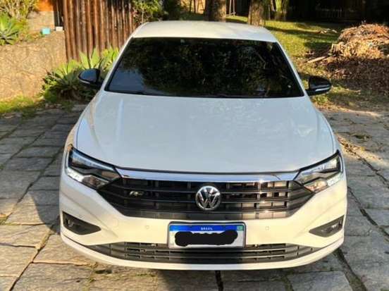 VOLKSWAGEN-JETTA-2019