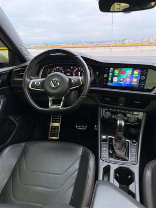 VOLKSWAGEN-JETTA-2019