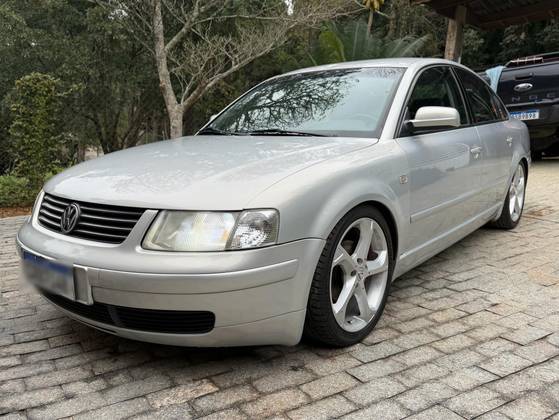 VOLKSWAGEN PASSAT 1.8 20V TURBO GASOLINA 4P MANUAL