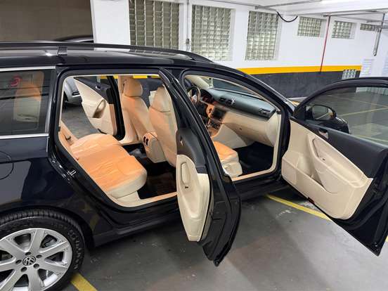 VOLKSWAGEN-PASSAT-2.0 FSI COMFORTLINE VARIANT 16V TURBO GASOLINA 4P TIPTRONIC VOLKSWAGEN-PASSAT-2010