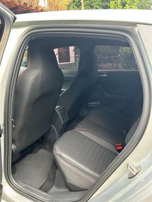 VOLKSWAGEN-POLO-2023