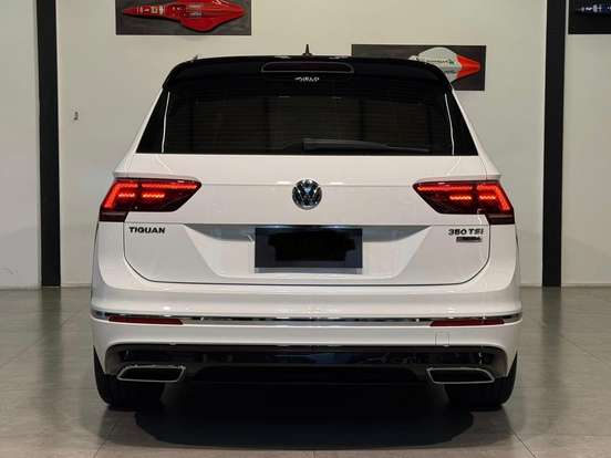 VOLKSWAGEN-TIGUAN-2020