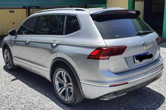 VOLKSWAGEN-TIGUAN-2019
