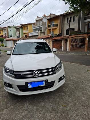 VOLKSWAGEN TIGUAN 2.0 TSI R-LINE 16V TURBO GASOLINA 4P TIPTRONIC