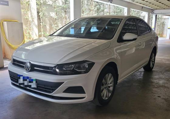 VOLKSWAGEN VIRTUS 1.6 MSI TOTAL FLEX AUTOMÁTICO