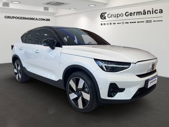 VOLVO EC40 P8 RECHARGE TWIN ELECTRIC ULTRA AWD