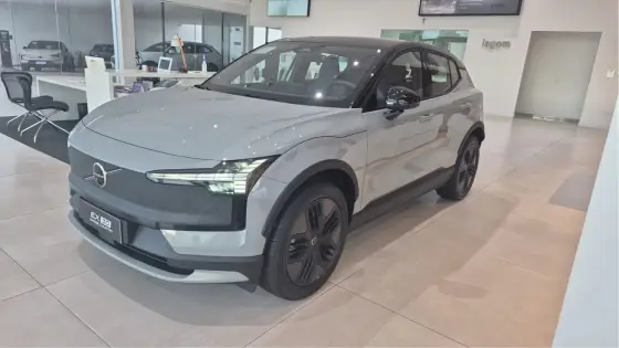 VOLVO EX30 69 KW ELÉTRICO CROSS COUNTRY