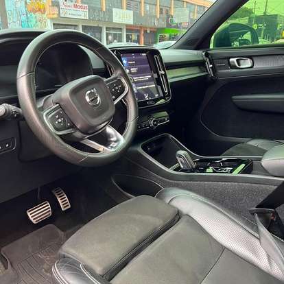 VOLVO-XC40-1.5 T5 RECHARGE R-DESIGN GEARTRONIC VOLVO-XC40-2020