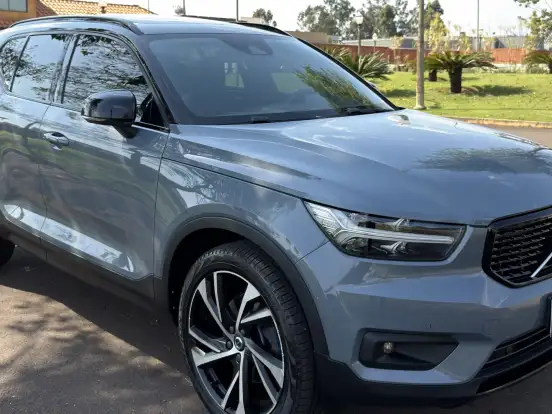 VOLVO-XC40-2.0 T5 GASOLINA R-DESIGN AWD GEARTRONIC VOLVO-XC40-2019