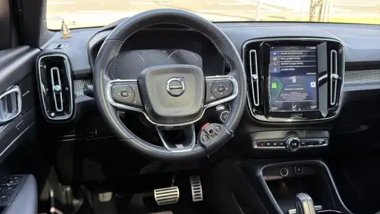 VOLVO-XC40-2.0 T5 GASOLINA R-DESIGN AWD GEARTRONIC VOLVO-XC40-2019