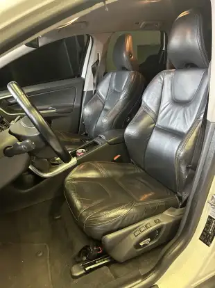 VOLVO-XC60-2013