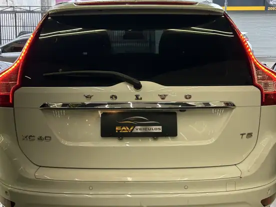VOLVO-XC60-2.0 T5 DYNAMIC FWD TURBO GASOLINA 4P AUTOMÁTICO VOLVO-XC60-2013