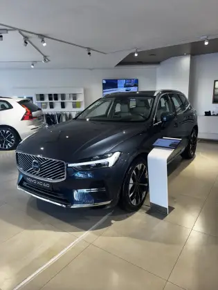 VOLVO XC60 2.0 T8 PHEV ULTRA AWD GEARTRONIC