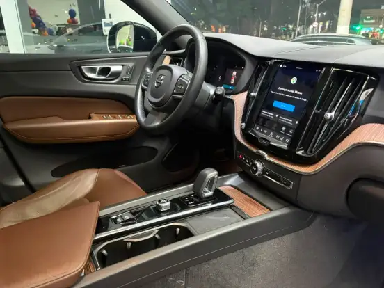 VOLVO-XC60-2.0 T8 RECHARGE PLUS AWD GEARTRONIC VOLVO-XC60-2022