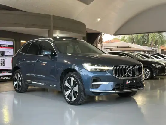 VOLVO-XC60-2023