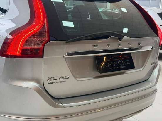 VOLVO-XC60-2.0 T5 DYNAMIC FWD TURBO GASOLINA 4P AUTOMÁTICO VOLVO-XC60-2014