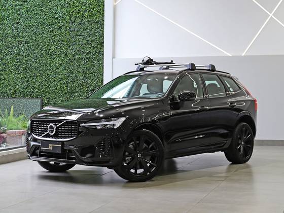 VOLVO XC60 2.0 T8 RECHARGE ULTIMATE DARK AWD GEARTRONIC