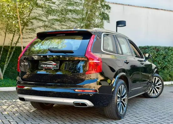 VOLVO-XC90-2019