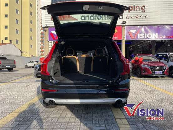 VOLVO-XC90-2.0 D5 DIESEL MOMENTUM AWD GEARTRONIC VOLVO-XC90-2017