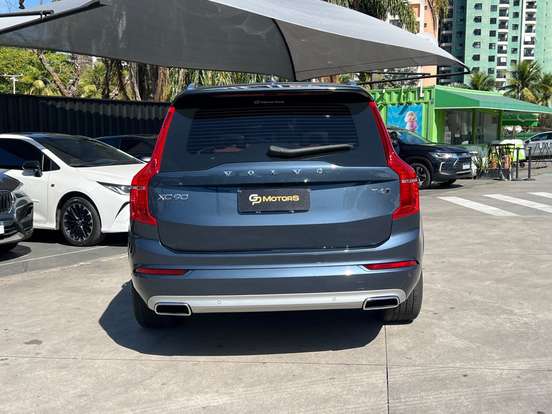 VOLVO-XC90-2.0 T6 GASOLINA MOMENTUM AWD GEARTRONIC VOLVO-XC90-2019