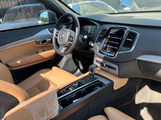 VOLVO-XC90-2.0 T6 GASOLINA MOMENTUM AWD GEARTRONIC VOLVO-XC90-2019