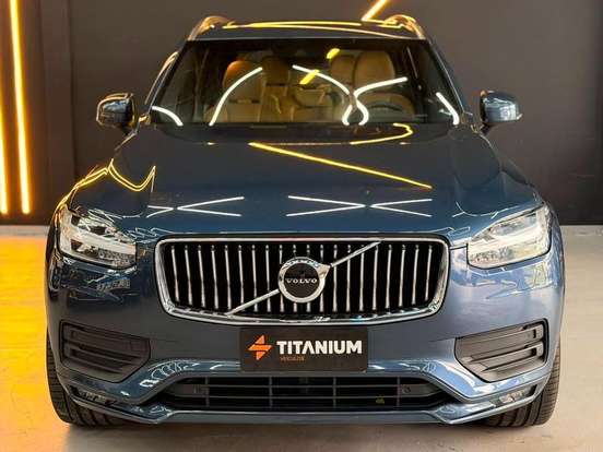 VOLVO-XC90-2019