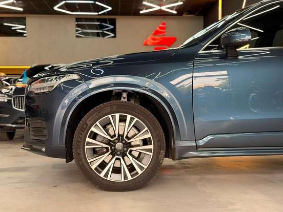 VOLVO-XC90-2.0 T6 GASOLINA MOMENTUM AWD GEARTRONIC VOLVO-XC90-2019