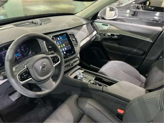 VOLVO-XC90-2025
