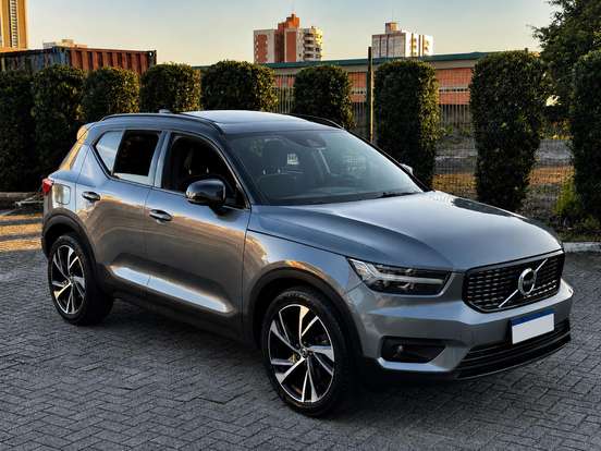VOLVO-XC40-2.0 T5 GASOLINA R-DESIGN AWD GEARTRONIC VOLVO-XC40-2019