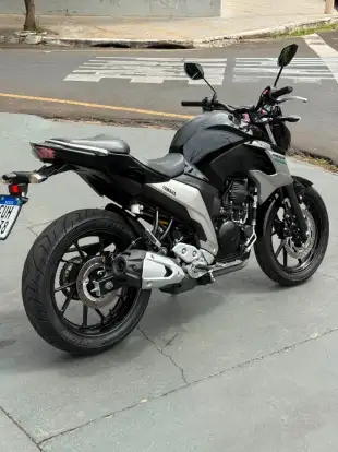 YAMAHA-FZ25 FAZER ABS-2021