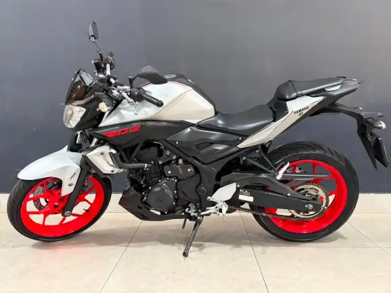 YAMAHA MT-03 ABS YAMAHA MT-03 ABS