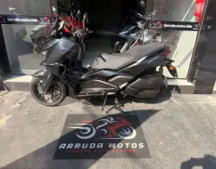 YAMAHA XMAX 250 CONNECTED ABS YAMAHA XMAX 250 CONNECTED ABS